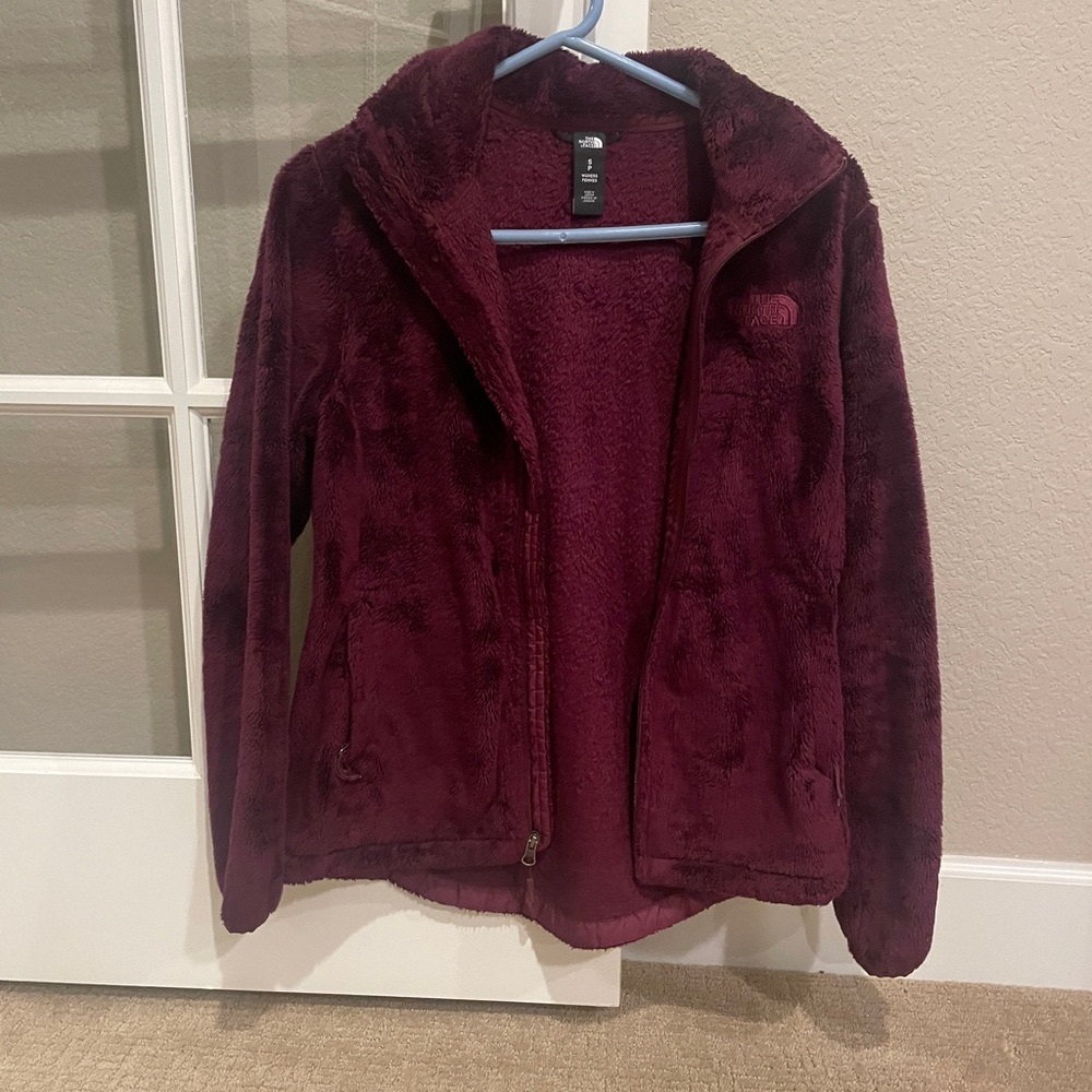 Maroon North Face Fuzzy Jacket Size Small